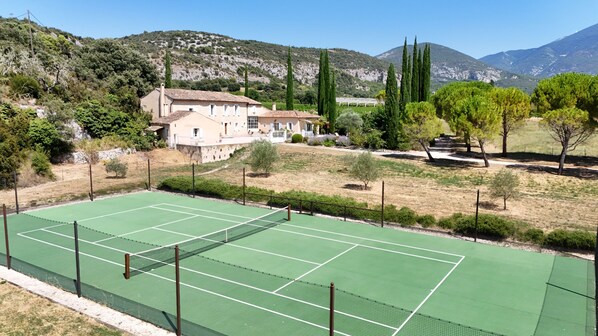Sports court