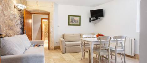 TV 1 polegadas com canais via satélite