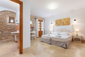 1 bedroom, free WiFi, bed sheets - Agritourism SA Franquesa Vella (Vilafranca de Bonany)
