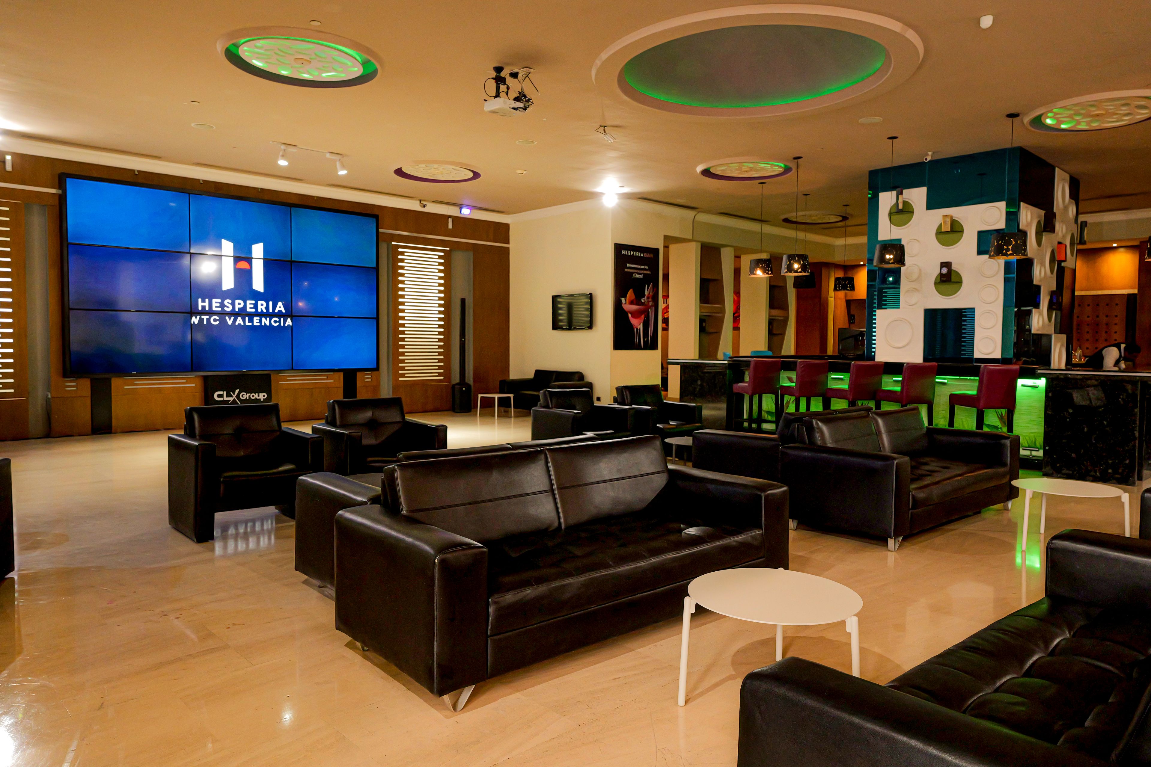 Bar (di hartanah)
