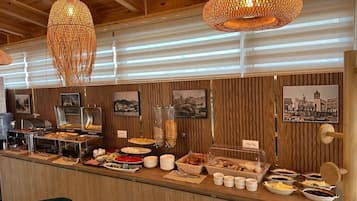 Tägliches inbegriffenes Frühstücksbuffet