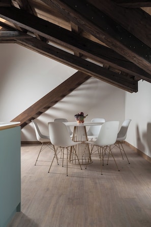 Executive Apartment, City View (D32) | Private kitchen