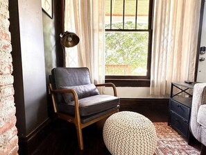 TV, video games, offices - Downtown Townhome with Private Hot Tub! (Columbus)