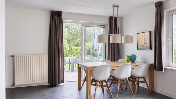 Bungalow (Bungalow EK Comfort) | Restaurantes