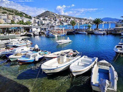 Stylish Three Bedroom Holiday Home Near Saranda Beach with BBQ