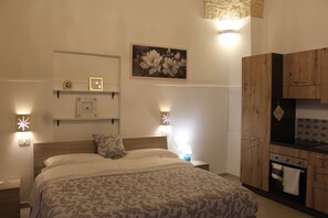 1 chambre, bureau, Wi-Fi, draps fournis