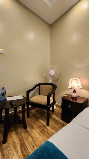 Comfort Double Room, Garden View | Free WiFi - Hoima Golden Castle Hotel (Hoima)
