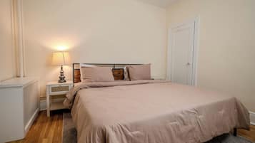 1 bedroom, iron/ironing board, WiFi, bed sheets