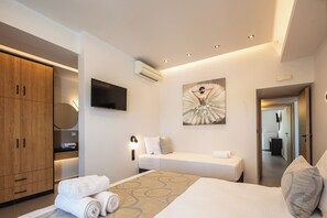 3 soveværelser, pengeskab på værelset, strygejern/strygebræt