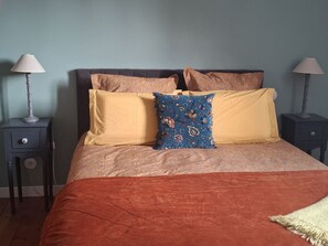 2 bedrooms, iron/ironing board, WiFi, bed sheets - L'Iris hypercentre Corbie 4 people (Corbie)