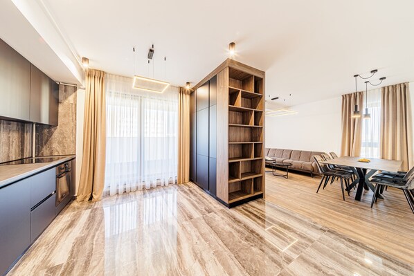 Premier Apartment | Soundproofing, free WiFi - CAVAR APARTHOTEL (Bucharest)
