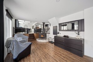 Interior - Escape to Grandes-Piles (Grandes-Piles)