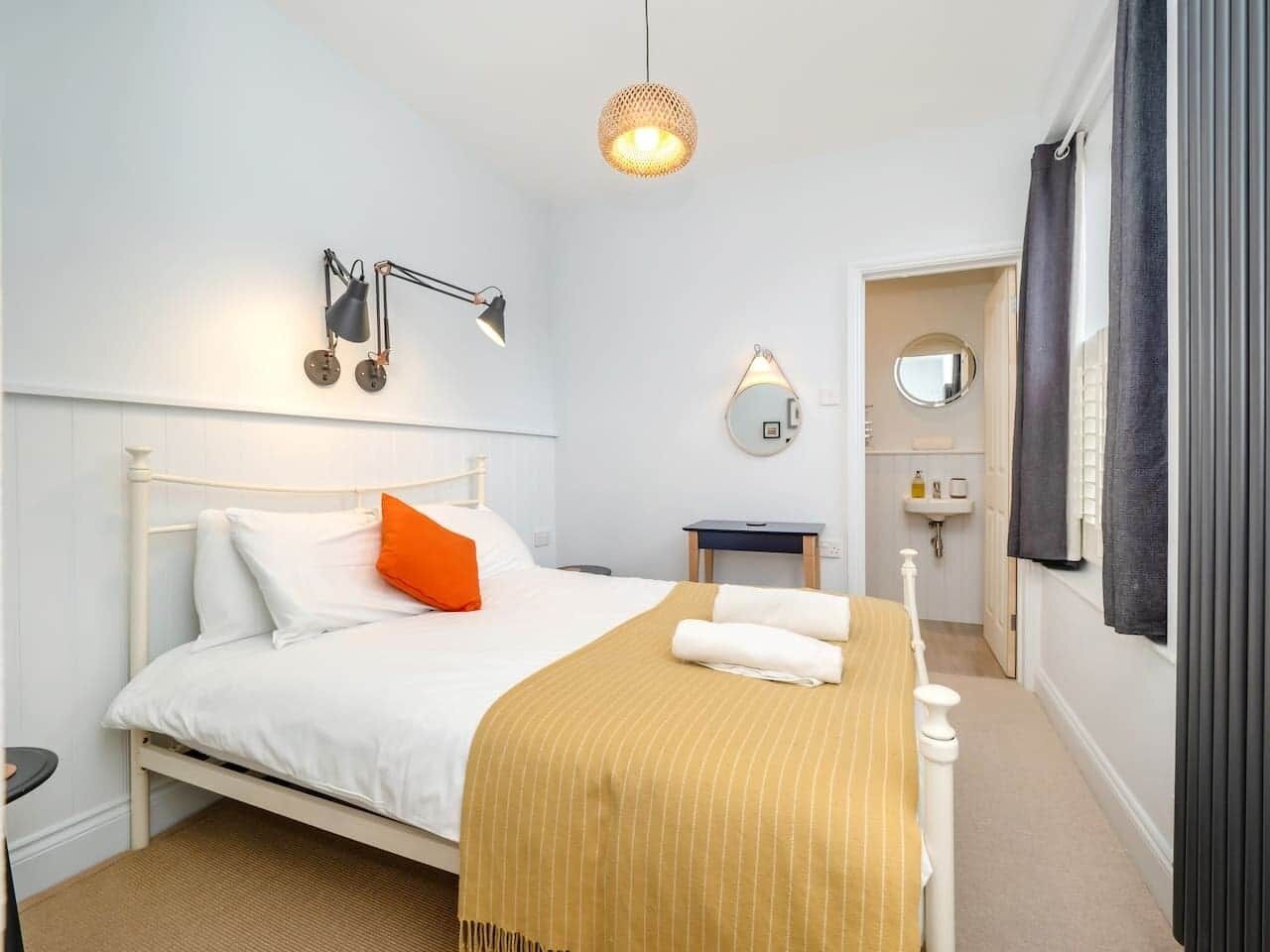 1 Schlafzimmer, Bügeleisen/Bügelbrett, WLAN, Bettwäsche