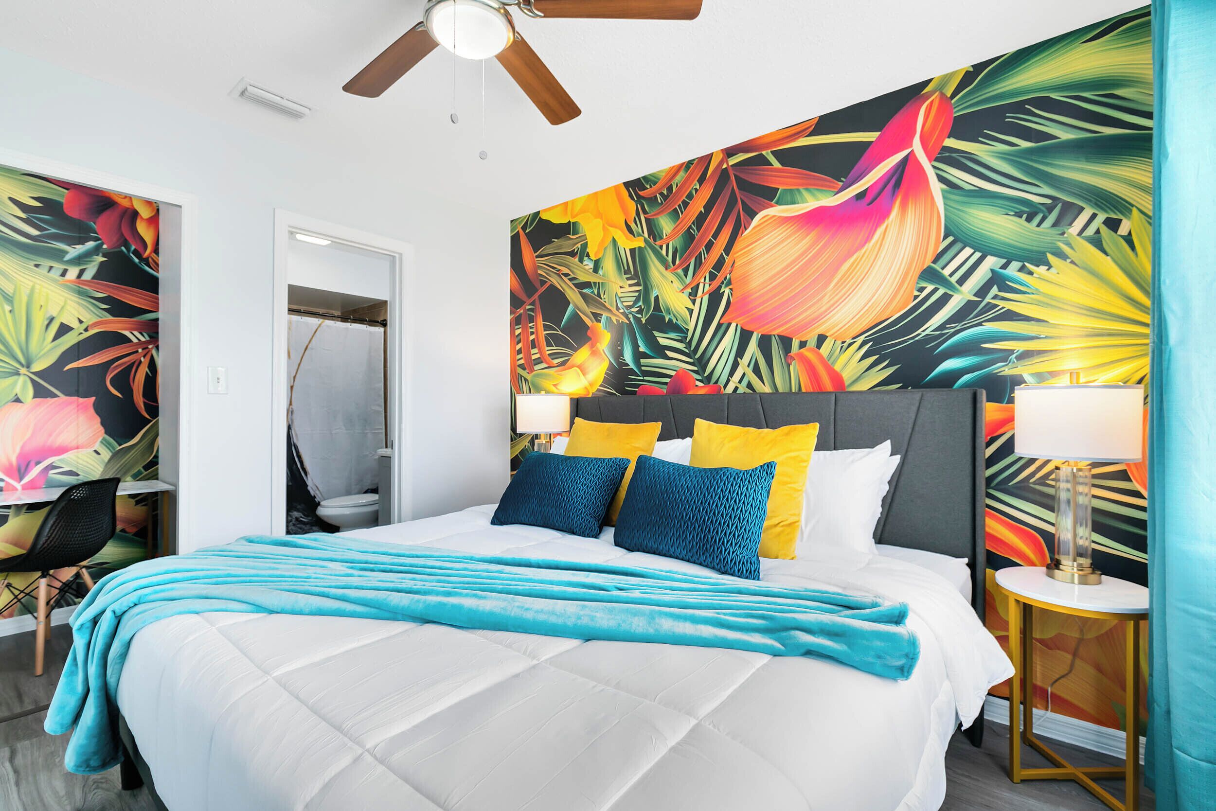 Oasis 119 | Individually decorated, individually furnished, desk, blackout drapes