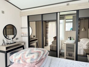 2 chambres, Wi-Fi gratuit, draps fournis