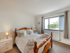 1 bedroom, free WiFi, bed sheets