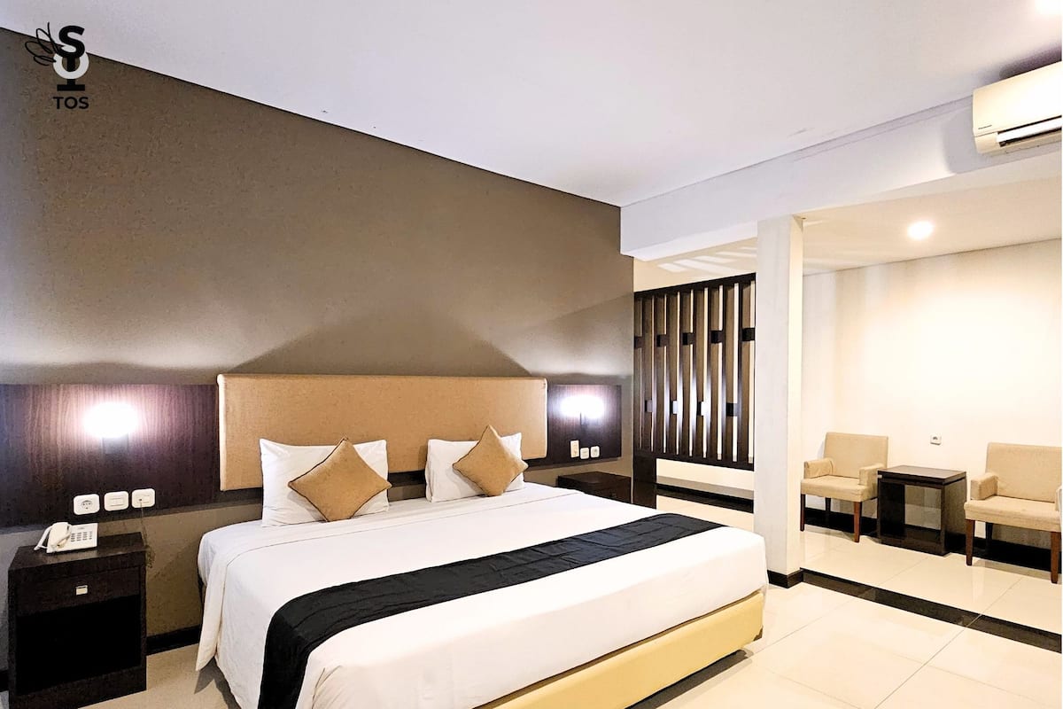 Soundproofing, WiFi (free), bed sheets