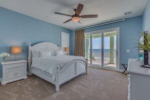 6 bedrooms, iron/ironing board, travel cot, free WiFi - Direct Beach Front - Pool Home - 6 Bedrooms - 4.5 Bath (Indian Shores)