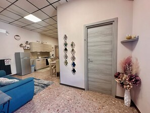 Family Apartment, City View | Living area - Dimora Casanova (Naples)