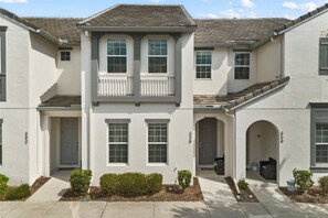 Exterior - 5 BD/ 4.5 BA/ The Enclaves at Festival (338 CD) (Davenport)