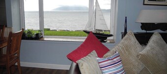 Coastal Kerry Hideaway - Sleeps 6 & Free Parking