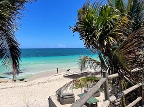 Exterior - Amana' Tulum, front beach hotel (Tulum)