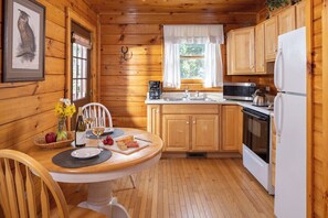Fridge, microwave, oven, stovetop - Mt Mitchell Cabin Romantic Mountain Escape near Asheville with Stunning Views! (Candler)