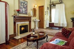 Living area - Historic Victorian Chateau, Free Breakfast Suite 1 (Candler)