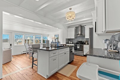 Lily of the Valley Cottage ~ Cozy Lake Orion Gem