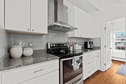 Lily of the Valley Cottage ~ Cozy Lake Orion Gem