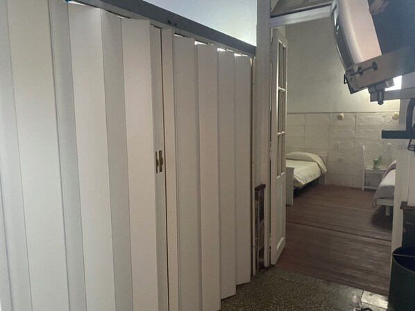 2 bedrooms, WiFi, bed sheets - Apartment downtown capilla del monte (Capilla del Monte)