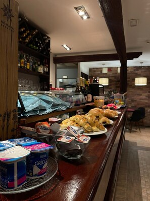Daily buffet breakfast for a fee