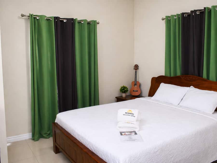 Deluxe Room, Mountain View | In-room safe, laptop workspace, soundproofing, iron/ironing board