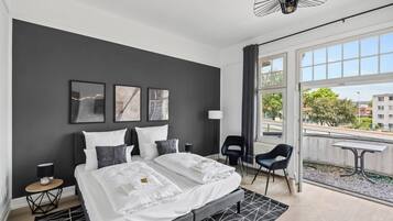 2 室のベッドルーム、旅行用ベビーベッド、WiFi、ベッドシーツ