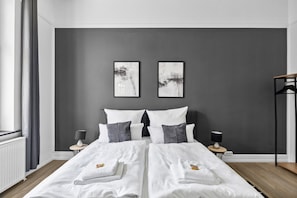 2 Schlafzimmer, Reisekinderbett, WLAN, Bettwäsche