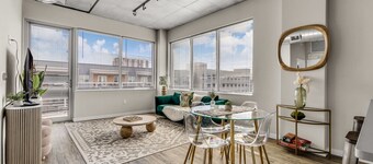 Spacious 2BR Retreat– Perfect for Tropicana Events