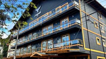 Fachada da propriedade