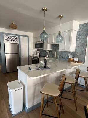 Fridge, microwave, oven, stovetop - Our Lake Blyss 3 Bed/2 Bath Condo at The Shores
Discounted 28+ day stays Nov-Mar (Port Clinton)