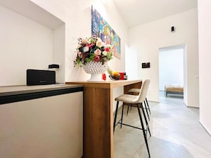 Bilocale matrimoniale | Ropa de cama de alta calidad, insonorización y wifi gratis