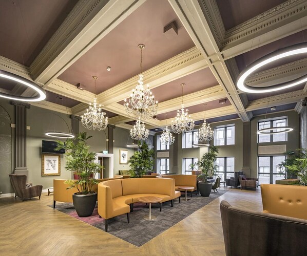 บริเวณนั่งเล่นที่ล็อบบี้