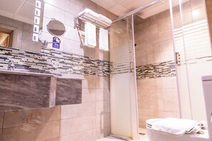 Room - Dan Pelatenium (Madinah)