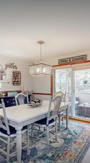 Dining - Broadford Park View (Oakland)