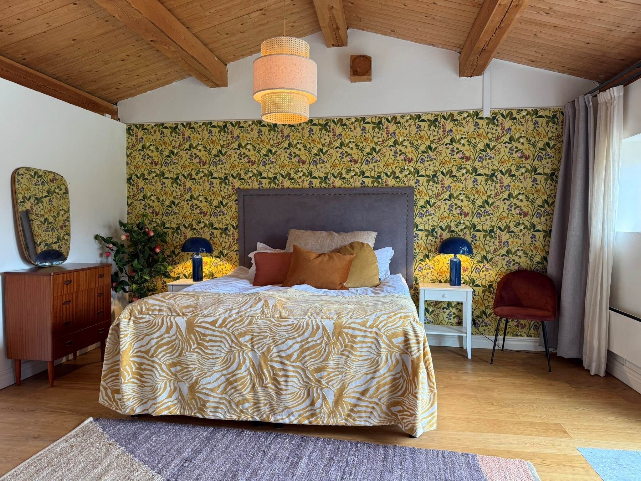 Double Room, Patio, Garden View | Blackout curtains, iron/ironing board, free WiFi