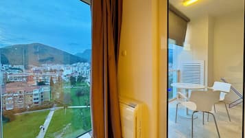 Appartement Deluxe, balcon, vue ville | Vue depuis lâhĂ©bergement