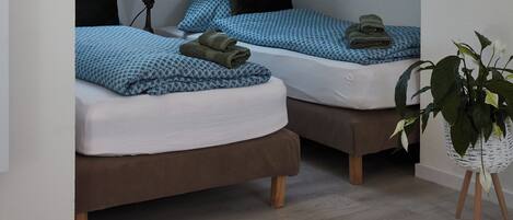 1 soverom, strykejern/-brett, wi-fi (inkludert) og sengetøy