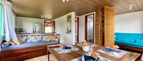 Apartment | Dining