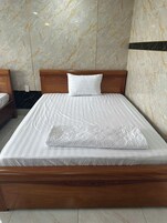 Deluxe Double Room, City View | Free WiFi
