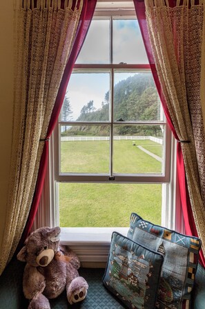 Interior - Heceta Lighthouse B&B (Florence)