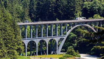 Room, Beach View with Shared Bathroom | Vista desde la habitación