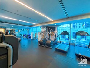 Work out with a city view at this gym featuring treadmills, ellipticals, and weight machines.